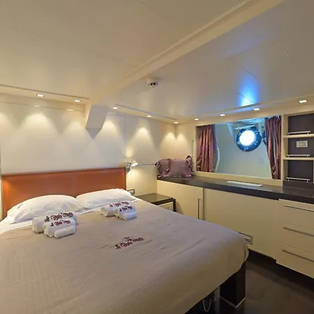 La Voglia Matta Hotel en barco *